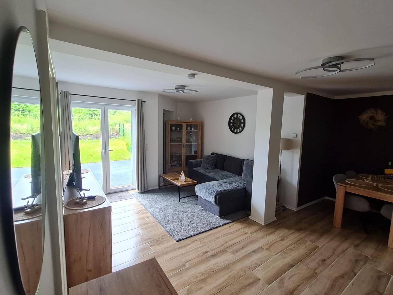 Greenhouse Living Apartment Nivis Mit Garten - 4 Minuten Nach Winterberg - Wandern, Mountainbike Fahren - Natur Geniessen Medebach Pokoj fotografie