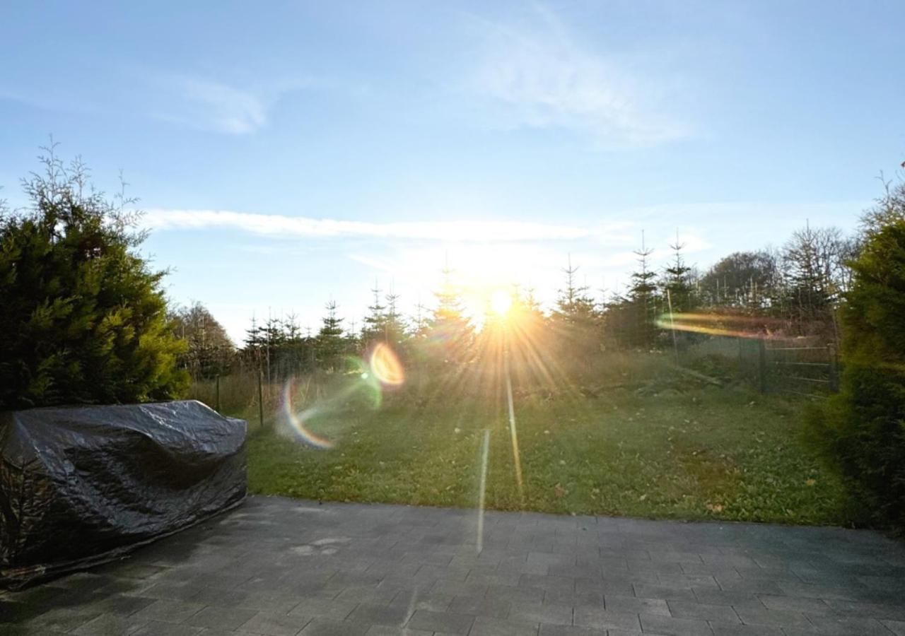 Greenhouse Living Apartment Nivis Mit Garten - 4 Minuten Nach Winterberg - Wandern, Mountainbike Fahren - Natur Geniessen Medebach Exteriér fotografie